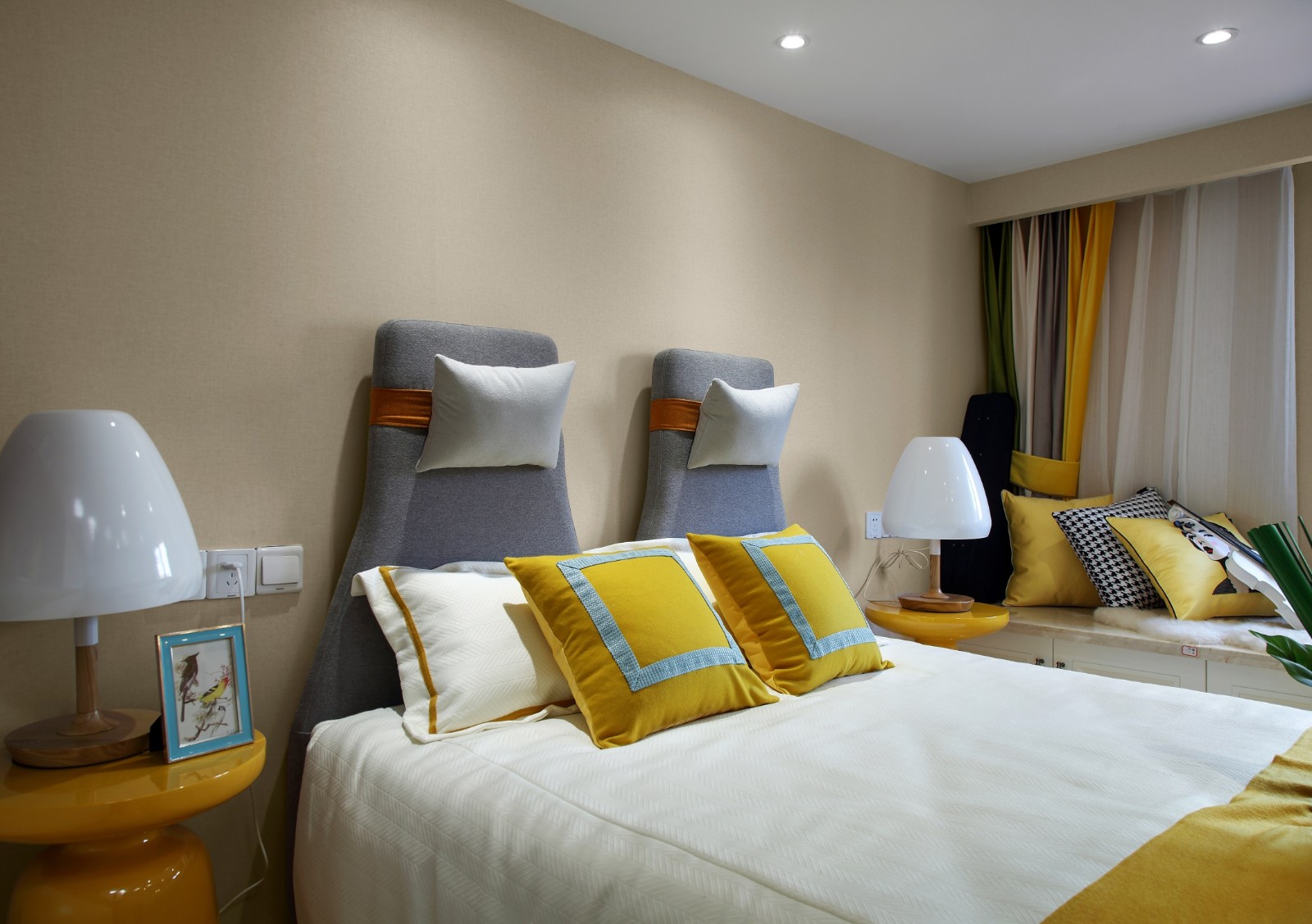 龍湖九里晴川-現(xiàn)代簡約-臥室設(shè)計(jì)效果圖